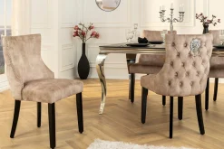 Chesterfield Stuhl CASTLE DELUXE beige Samt mit Löwenkopf Nieten