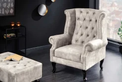 Design Ohrensessel CHESTERFIELD 105cm champagner beige Samt silber Ziernieten