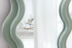 Design Wandspiegel CURVY 160cm salbeigrün