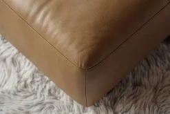 Großer Hocker BIG GEORGE 95cm cognac Echtleder Nosagfederung Taschenfederkern