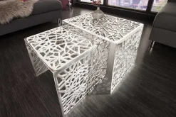 Handgearbeiteter Couchtisch ABSTRACT 49cm 2er Set silber im Gap Design