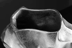 Handgefertigte Vase LIQUID 25cm silber Metall Hammerschlag Design