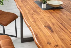 Massiver Baumstamm Esstisch GENESIS 180cm Akazie Baumkante Kufengestell Industrial Finish