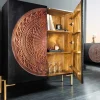 Massives Highboard MANDALA 120cm Mangoholz mit 3D Schnitzereien schwarz goldene Füße