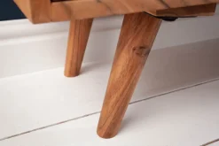 Massives TV-Board MYSTIC LIVING 140cm Akazie natur 3D Oberfläche Massivholz