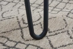 Massivholz Esstisch SCORPION 120cm braun Akazie schwarze Metallbeine Hairpin Legs Retro