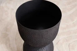 Moderne Vase SANDGLASS L 55cm schwarz Eisen handmade beidseitig nutzbar