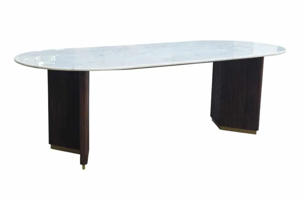 Ovaler Esstisch GATSBY 240cm braun gold Mangoholz weiße Marmorplatte V-Gestell