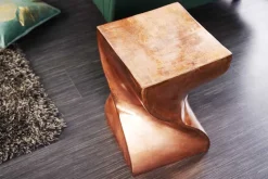 Skulp­tu­raler Beistelltisch TWIST 45cm kupfer geflammt Metall handmade Nachttisch