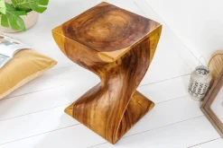 Skulp­tu­raler Beistelltisch HELIX 30cm natur Suarholz handmade in Bali Sitzhocker
