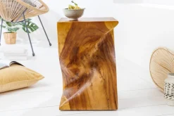 Skulp­tu­raler Beistelltisch HELIX 30cm natur Suarholz handmade in Bali Sitzhocker
